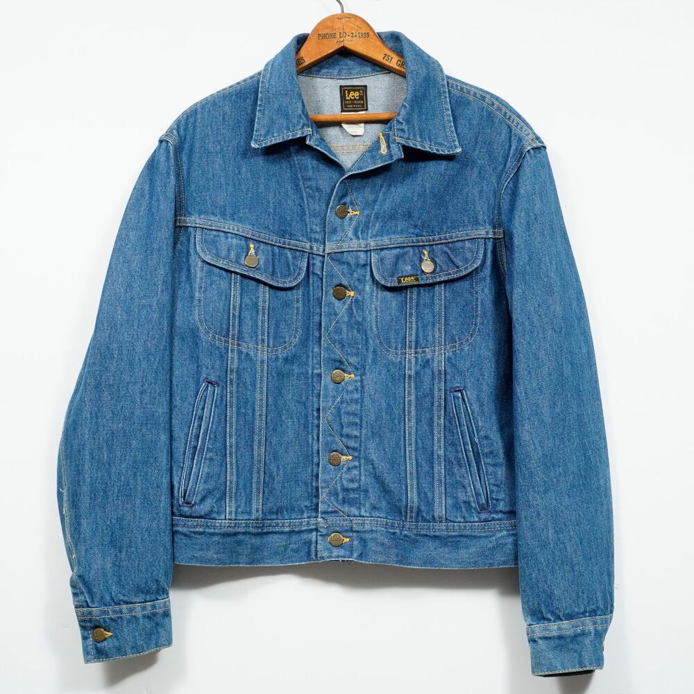 Vintage 1980s Lee Riders Denim Trucker Jacket USA Made Size 42R Medium Blue